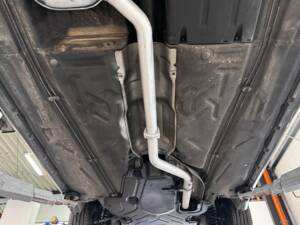 Bild 26/54 von Mercedes-Benz 300 TD Turbo (1993)