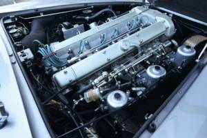 Bild 31/50 von Aston Martin DB 6 (1968)