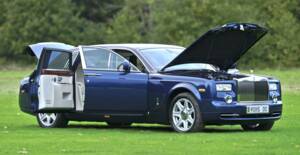 Image 19/50 of Rolls-Royce Phantom VII (2009)
