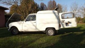 Image 24/44 of Renault R 4 F4 (1982)