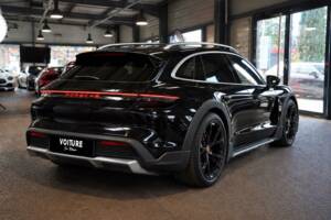 Image 2/5 of Porsche Taycan 4S Sport Turismo (2024)
