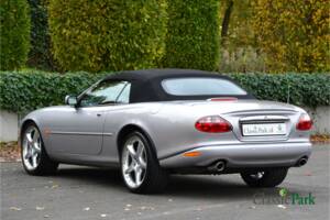 Image 7/50 of Jaguar XKR &quot;Silverstone&quot; (2000)