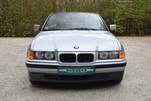 Image 8/46 of BMW 320i (1995)