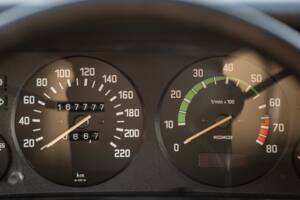 Image 31/76 of BMW 323i (1982)