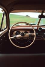 Image 23/28 of Chevrolet Deluxe Styleline (1952)