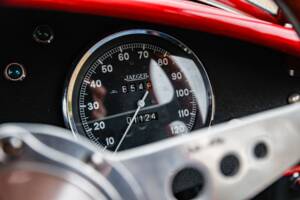 Image 41/49 of MG MGA 1850 (1960)