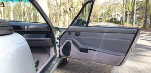 Image 64/116 of Porsche 911 Carrera (1997)