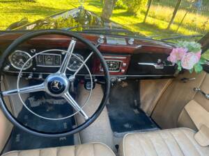 Bild 18/48 von Mercedes-Benz 220 Cabriolet B (1952)
