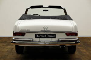 Imagen 7/25 de Mercedes-Benz 300 SE (1963)