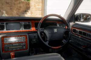 Bild 46/50 von Toyota Century (2003)