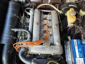 Image 15/21 of Alfa Romeo Giulia Super 1.6 (1972)