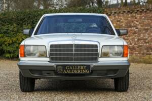 Image 48/50 de Mercedes-Benz 280 S (1988)