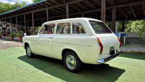 Image 15/63 of Ford Anglia (1965)
