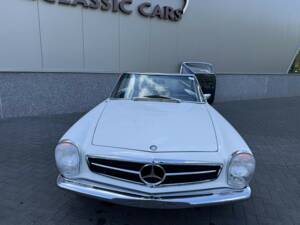 Bild 6/50 von Mercedes-Benz 280 SL (1969)