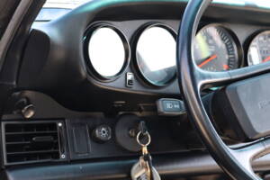 Imagen 32/52 de Porsche 911 Turbo 3.3 (1987)