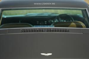 Image 14/22 of Aston Martin DBS (1972)