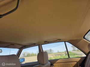 Imagen 33/50 de Mercedes-Benz 200 D (1982)