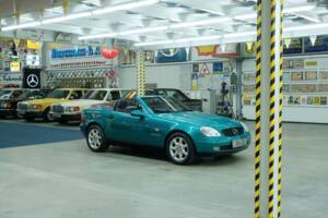 Immagine 49/50 di Mercedes-Benz SLK 230 Kompressor (1998)