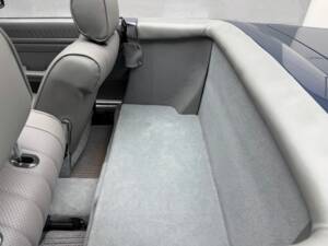 Image 13/23 of Mercedes-Benz 380 SL (1984)