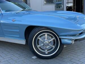 Bild 18/22 von Chevrolet Corvette Sting Ray Convertible (1963)