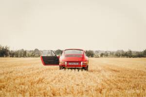 Image 9/59 of Porsche 911 2.0 (1966)