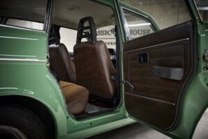 Immagine 64/98 di Volvo 244 DL (1975)