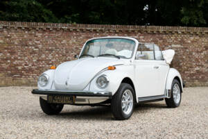 Image 22/50 of Volkswagen Käfer 1303 &quot;Champagne Edition&quot; (1977)