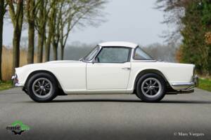 Afbeelding 3/66 van Triumph TR 4 (1963)