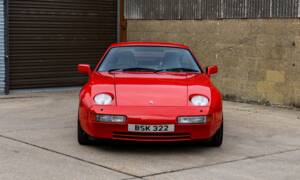 Afbeelding 6/18 van Porsche 928 S4 (1989)