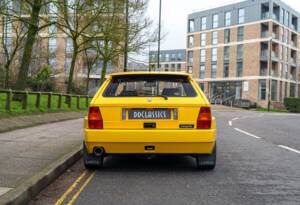 Image 6/27 of Lancia Delta HF Integrale Evoluzione I (1992)