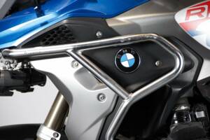 Image 13/50 of BMW DUMMY (2017)