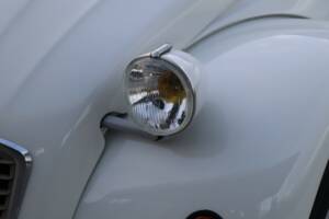 Image 15/50 of Citroën 2 CV 6 (1985)