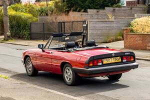 Afbeelding 48/50 van Alfa Romeo 2.0 Spider (1989)
