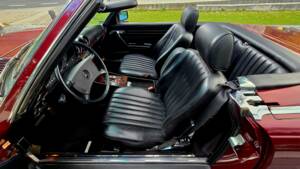 Image 6/34 of Mercedes-Benz 500 SL (1986)