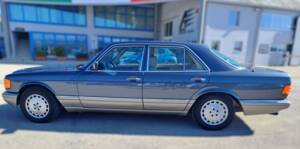 Image 20/50 of Mercedes-Benz 300 SE (1990)