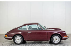 Image 27/50 of Porsche 912 (1969)