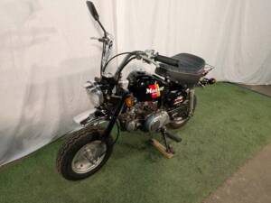 Bild 17/28 von Honda DUMMY (1985)