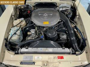 Imagen 12/12 de Mercedes-Benz 560 SL (1986)