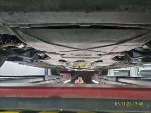 Image 51/58 of BMW 750i (1997)