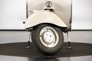 Bild 23/50 von Piaggio Vespa 150 "Struzzo" VL (1955)