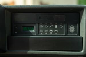 Obraz 40/47 pojazdu Alfa Romeo 75 1.6 (1991)