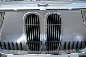 Imagen 42/50 de BMW 2000 CS (1970)