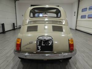 Image 2/10 of FIAT 500 F (1966)