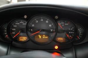 Bild 17/50 von Porsche 911 Carrera (2001)