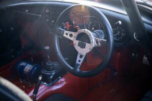 Image 14/50 of MG MGB (1962)