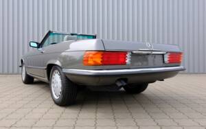 Image 59/97 de Mercedes-Benz 560 SL (1987)