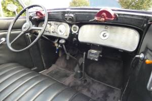 Image 12/24 of Auburn Speedster 851 (1935)