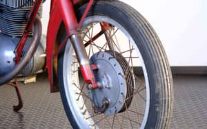 Image 15/83 of MV Agusta 175 CS Sport Disco Volante (1955)