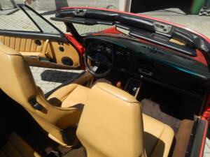 Imagen 29/85 de Porsche 911 Carrera 3.2 (1986)