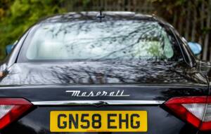 Bild 26/50 von Maserati GranTurismo 4.2 (2008)